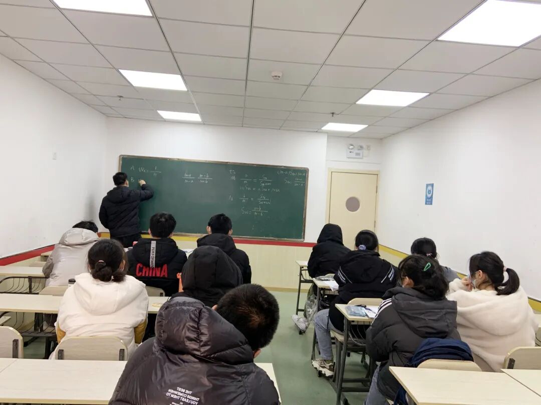 元调签约不够可靠？中考高分才是王道！初三寒假二期班火热报名中