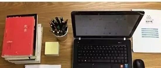 听说财务办公桌越乱，工作效率越高？！我去财务部逛了逛……