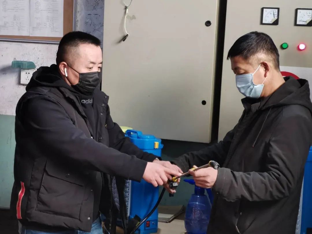 奋勇拼搏为业主 抗疫路上急先锋 —记太原分公司副总经理唐林 奋勇拼搏为业主 抗疫路上急先锋 —记太原分公司副总经理唐林