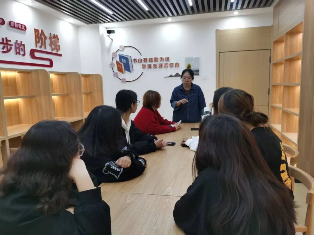 致敬榜样！我院周勤老师获评第四届兵团高校辅导员年度人物