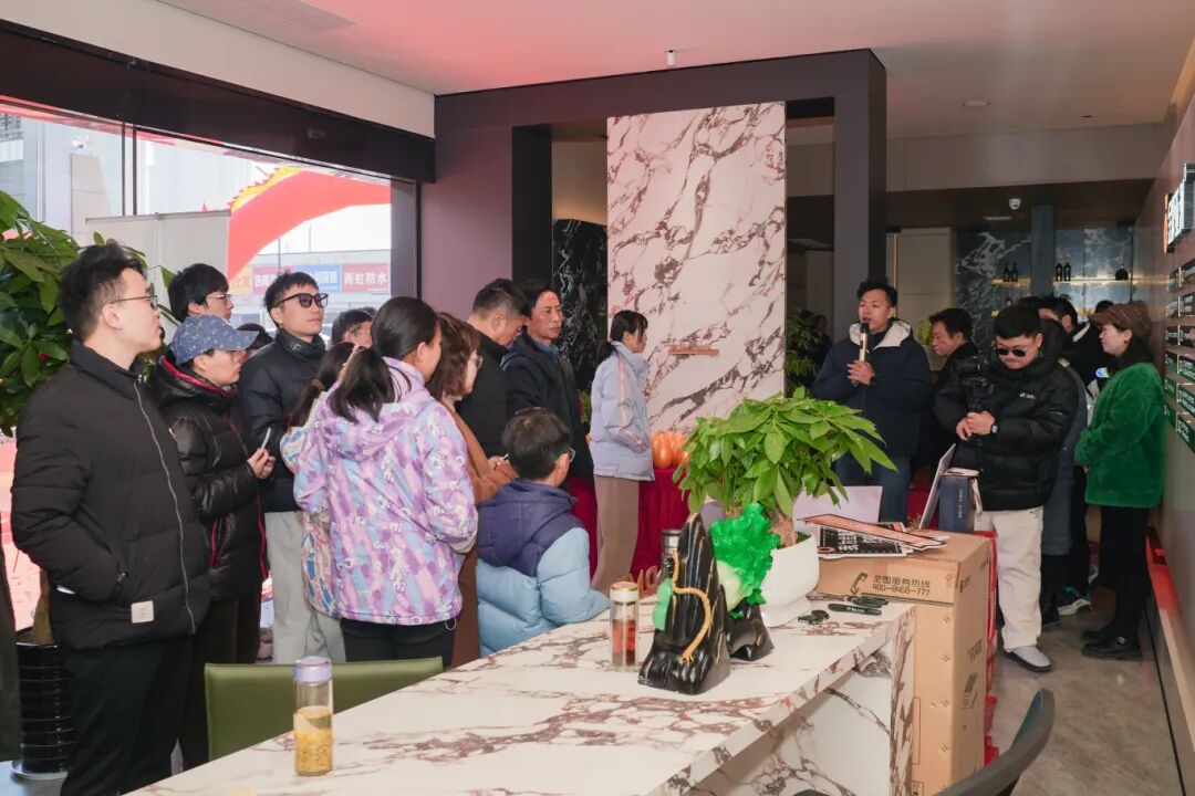 金牌资讯 | 荣耀启航！泰州金牌亚洲旗舰店隆重开业