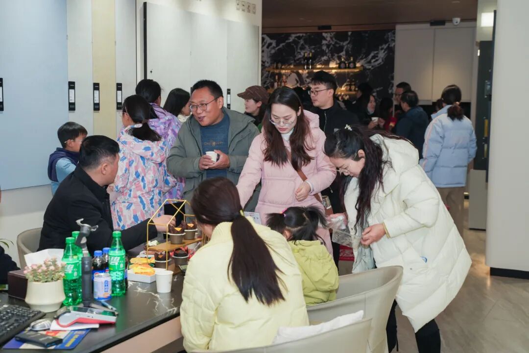 金牌资讯 | 荣耀启航！泰州金牌亚洲旗舰店隆重开业