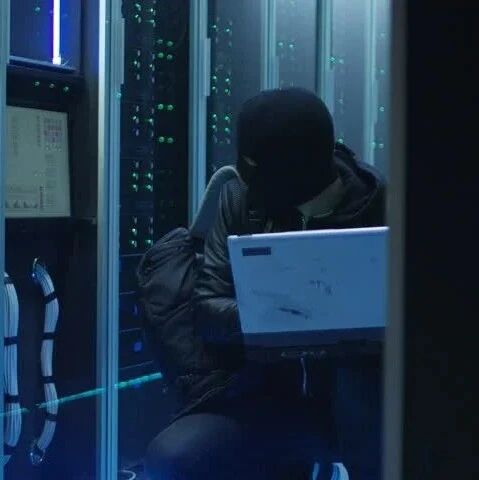 16岁自闭少年被指黑掉英伟达微软，曾赚1400万美元，英国警方逮捕7人