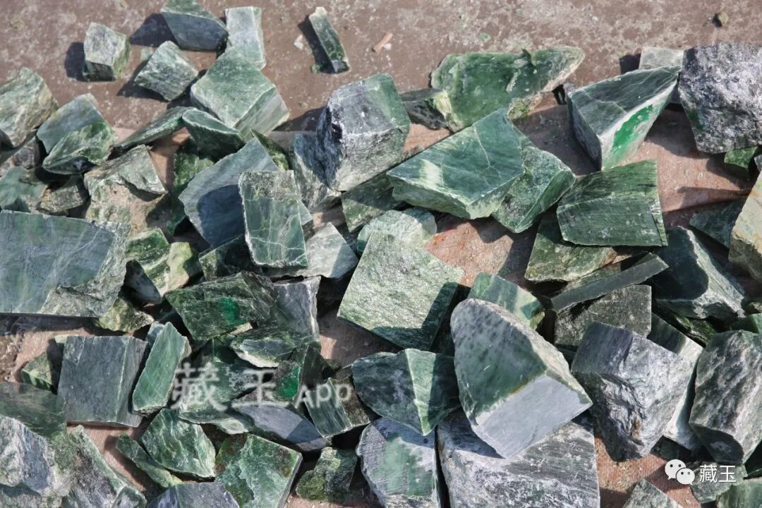 一块碧玉60万,一种比籽料还贵的碧玉!