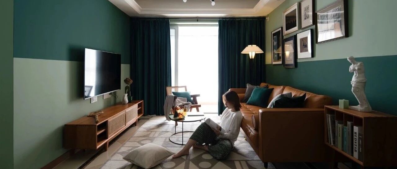 75㎡精装房软装改造，墨绿色搭配浅绿色，营造自然宁静、优雅复古空间氛围