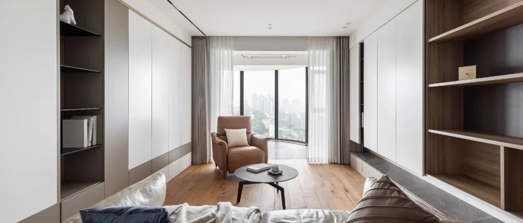 153㎡现代简约风六口之家，既有共同的休闲娱乐空间，又有各自独立的私人空间，才是理想的居所