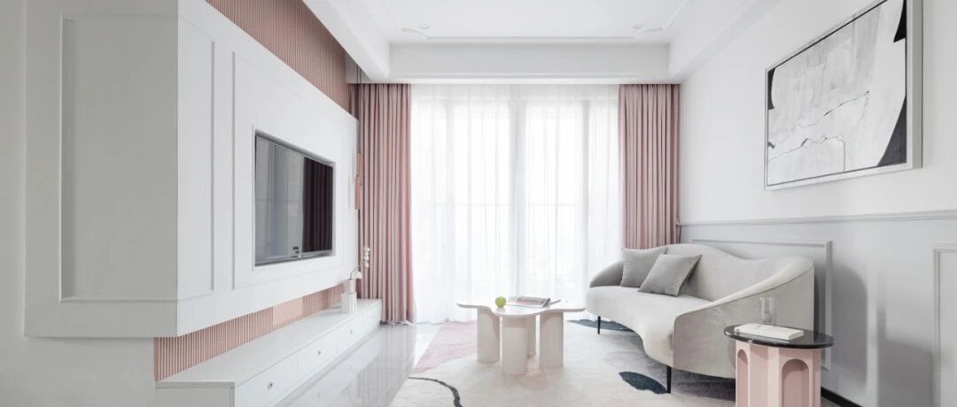 95㎡现代法式小家，高级灰+脏粉色，演绎三世同堂的亲密与独立！