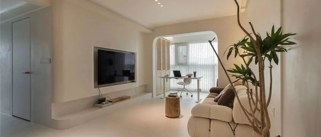 极简侘寂+微水泥，这个90m²的小家，“裸”得很高级！