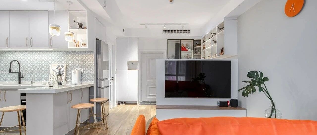 这个58平米的小家，明净通透，功能齐全，竟还有一个可以养鱼“池塘”！