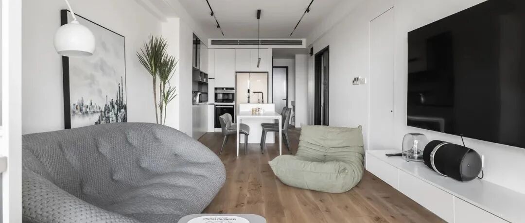 129㎡精装房改造，温暖自在的居住空间，才是当代年轻人对家的诉求