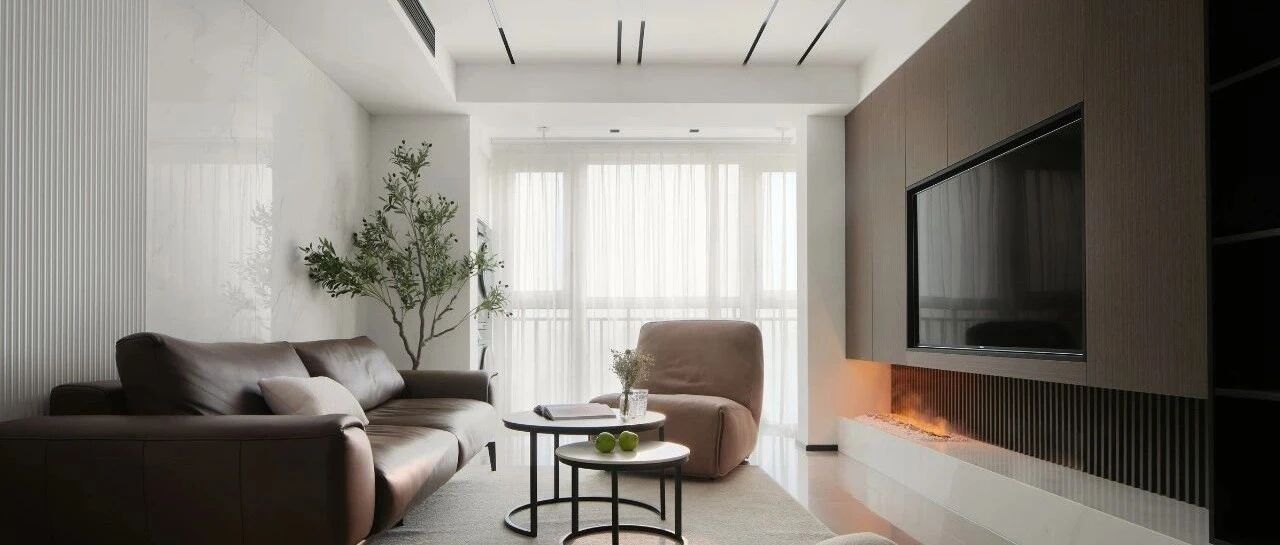 咖灰、脏粉、酒红……配色高级耐看不过时的二人世界