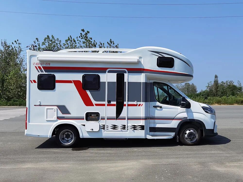 929南昌房车展外观时尚配置不差的舜宇房车来了