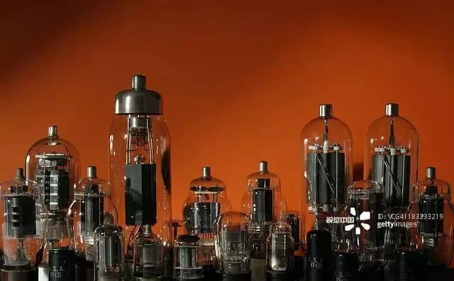 同樣是發(fā)燒相比于晶體管，電子管為什么會(huì)那么貴？