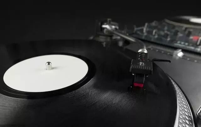 在音響界，擴(kuò)大機(jī)的輸入阻抗一定要高于輸出阻抗嗎？