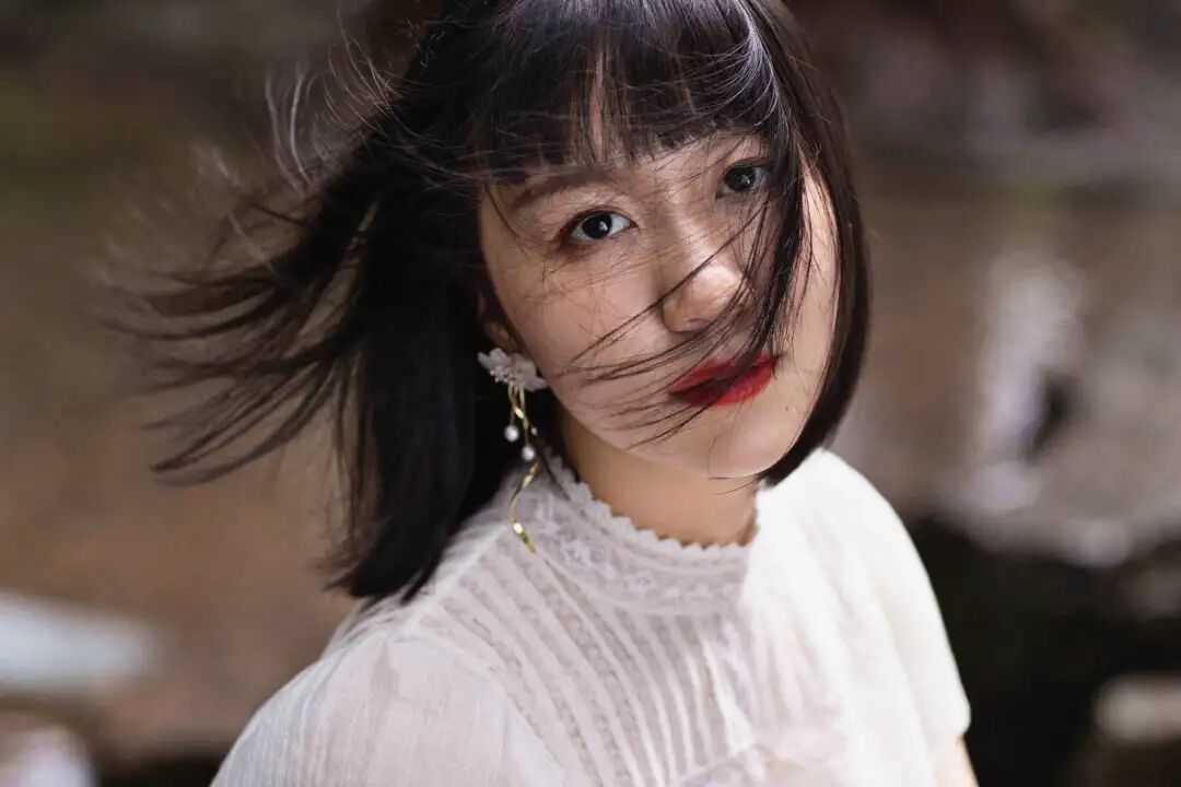 一份质朴,在 ta 们的歌里,能听到"骑马倚斜桥,满楼红袖招"般的少年气