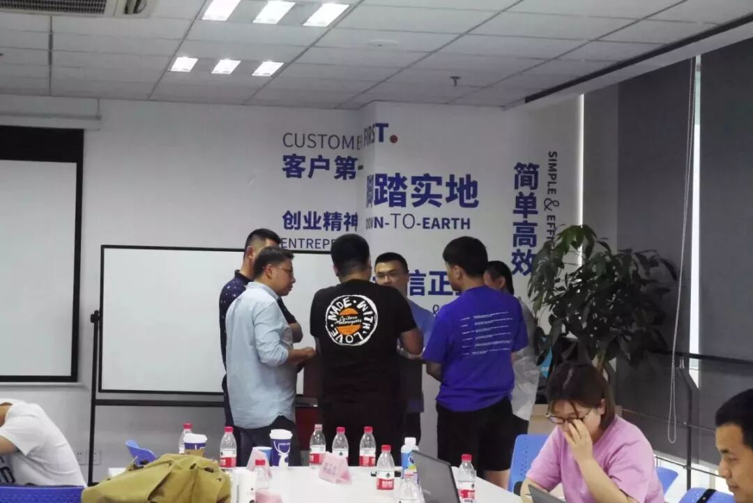 快麦俱乐部第七期 解决你的电商六大痛点？掌柜们都说：“很真实！”