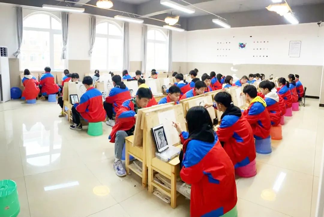 重庆市国维外国语学校2023年秋季学期招生简章