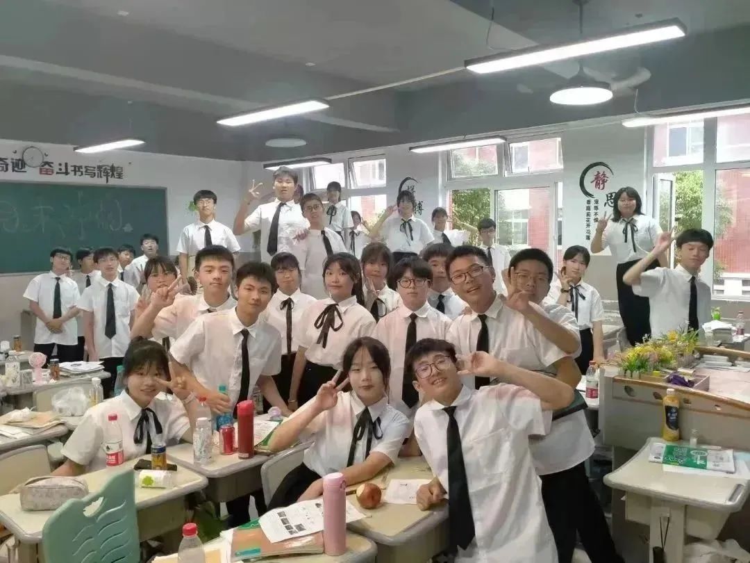初二转校生班的逆袭——班主任朱小军自述 初二转校生班的逆袭——班主任朱小军自述