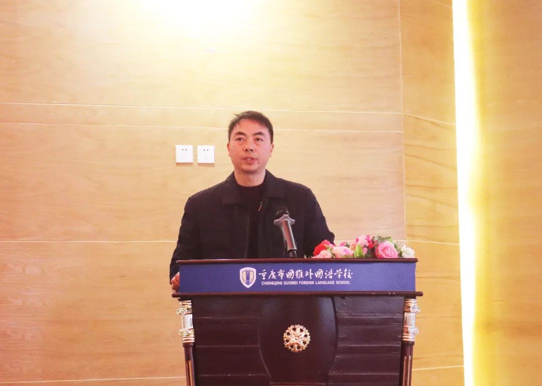 家校共育| 我校初中部举行家长会 家校共育| 我校初中部举行家长会
