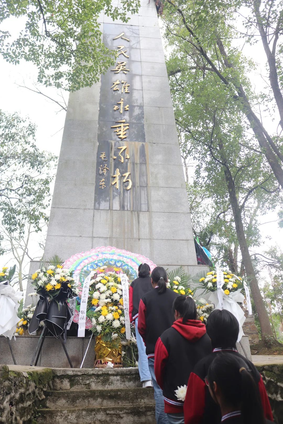 我校开展清明节主题系列教育活动