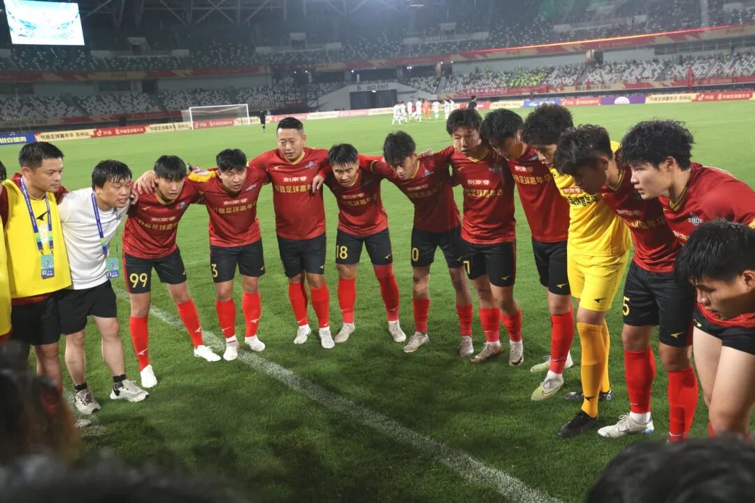 小苏超决赛雨中演出太惊艳了