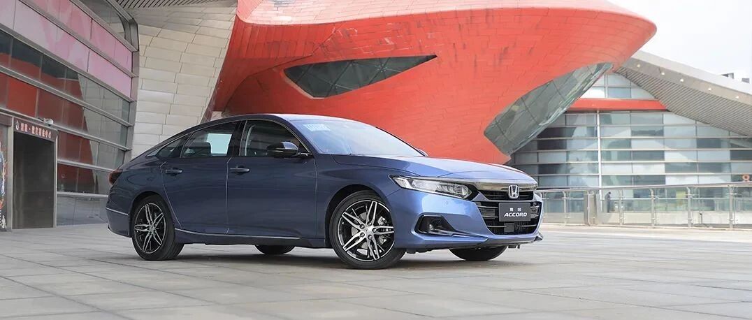 “智能”跟上主流了么？ 试驾本田新款雅阁 锐·混动/T动