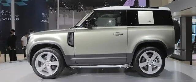 【鹏哥聊车】卫士90、发现运动PHEV、I-Pace首发 捷豹路虎展台多款车型重磅登场