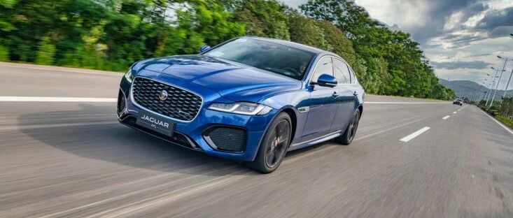 成熟的年轻派 试驾：全新捷豹XFL