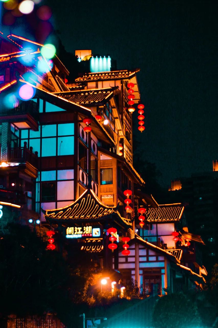 重庆，一座无法复制的城市