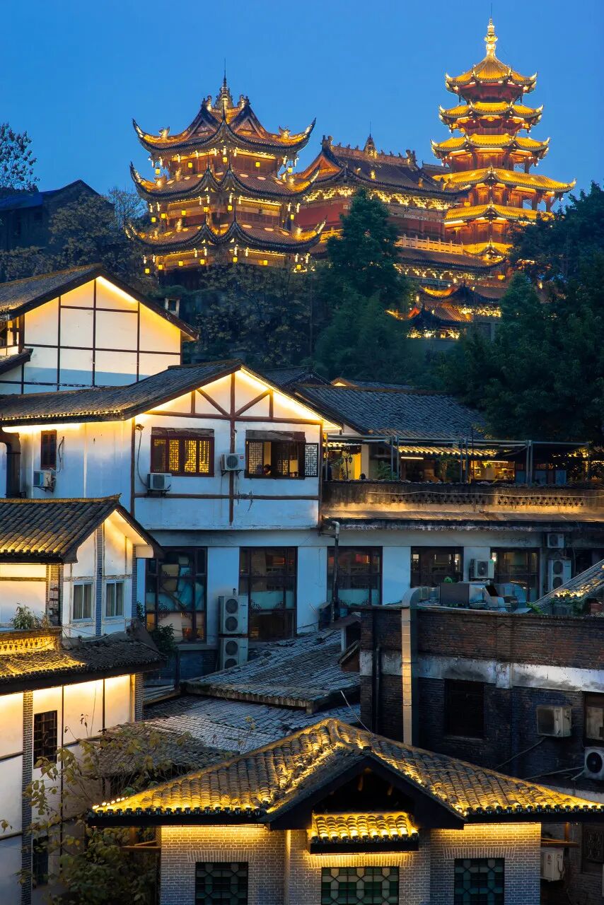 重庆，一座无法复制的城市