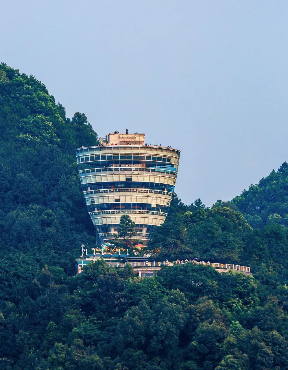 重庆，一座无法复制的城市