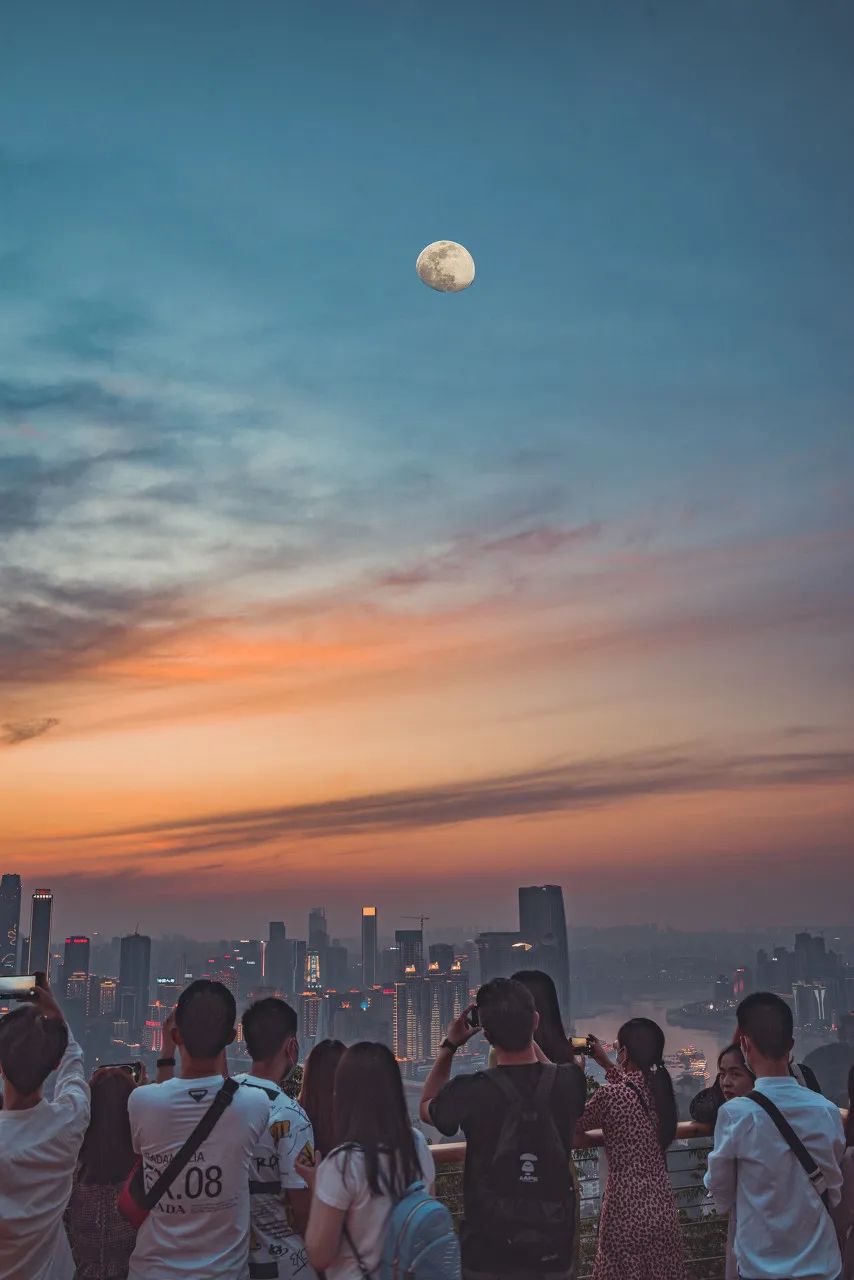 重庆，一座无法复制的城市