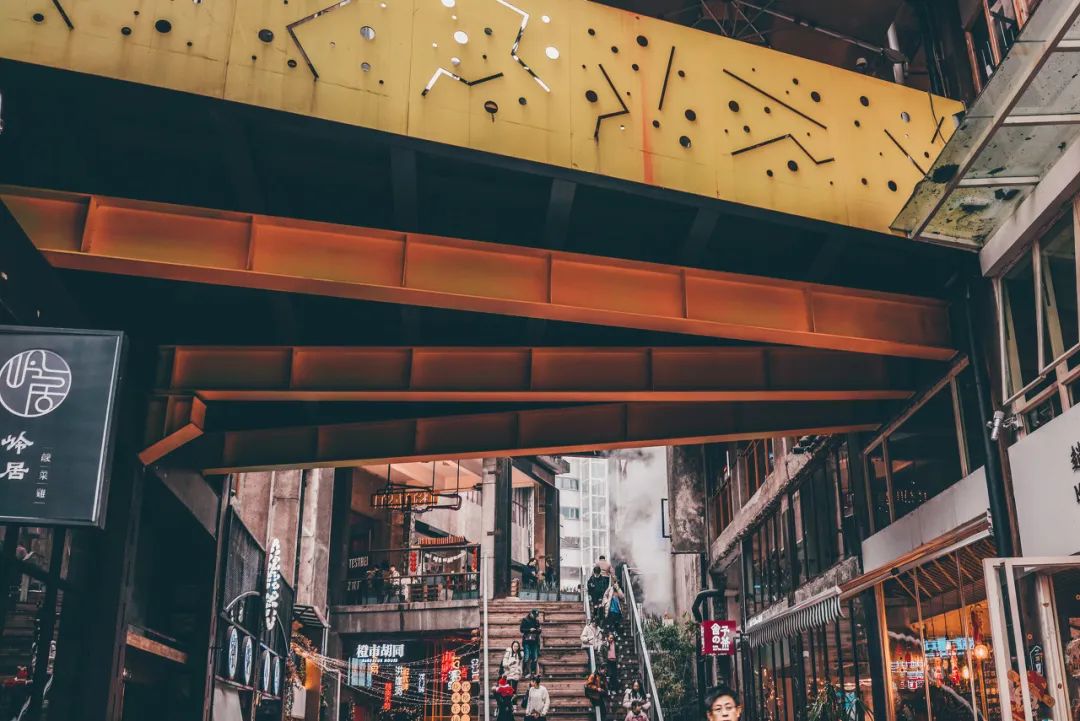 重庆，一座无法复制的城市