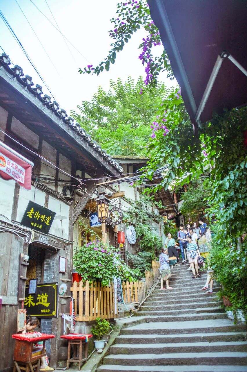 重庆，一座无法复制的城市