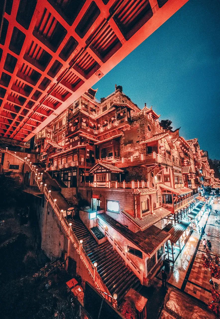 重庆，一座无法复制的城市