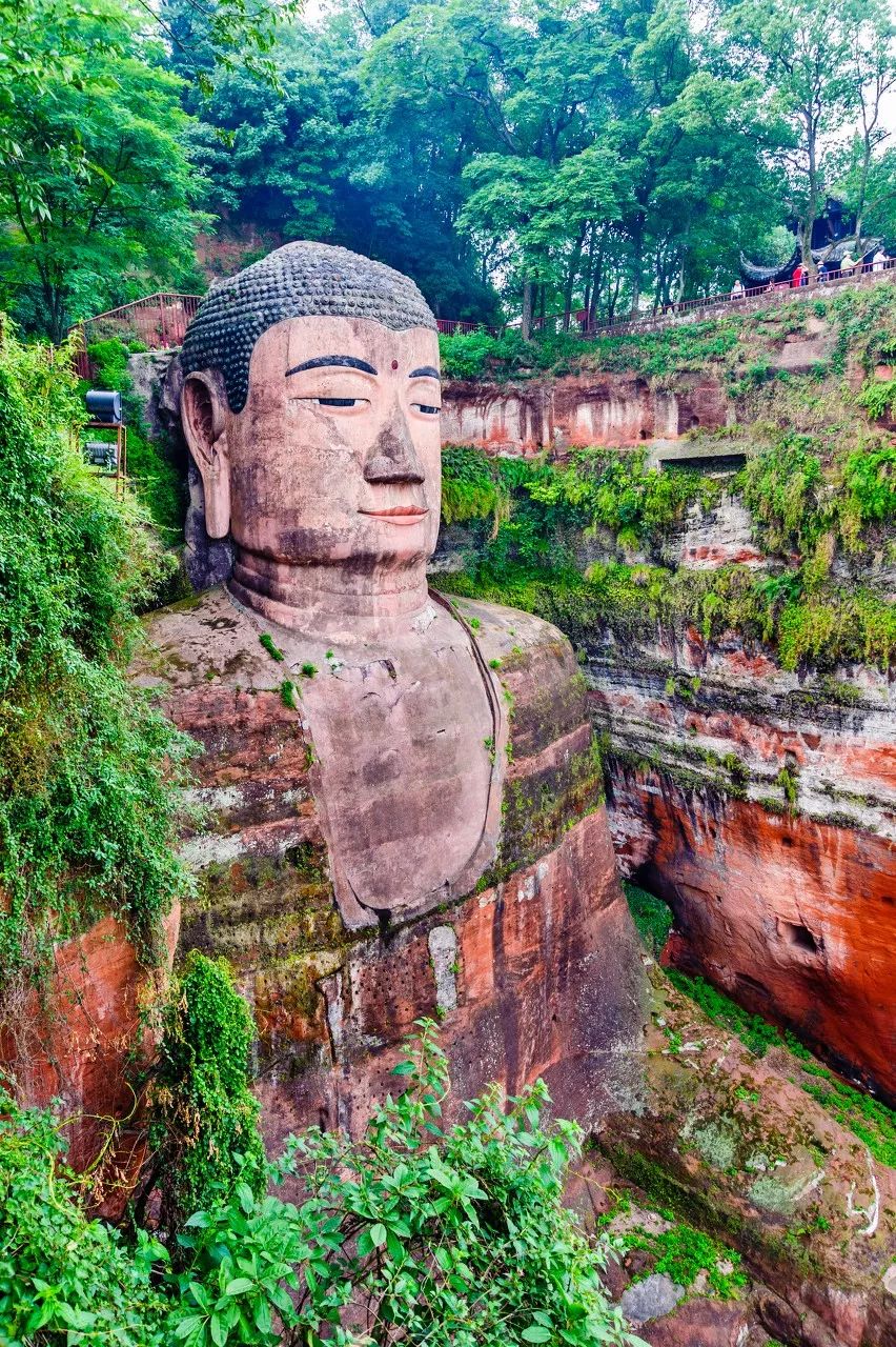 終於！中國第一條旅遊高鐵正式通車！穿過400餘個4A級以上景區，此生不去心不安 旅遊 第23張