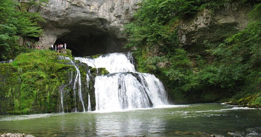 karst_couv_source-lison.jpg