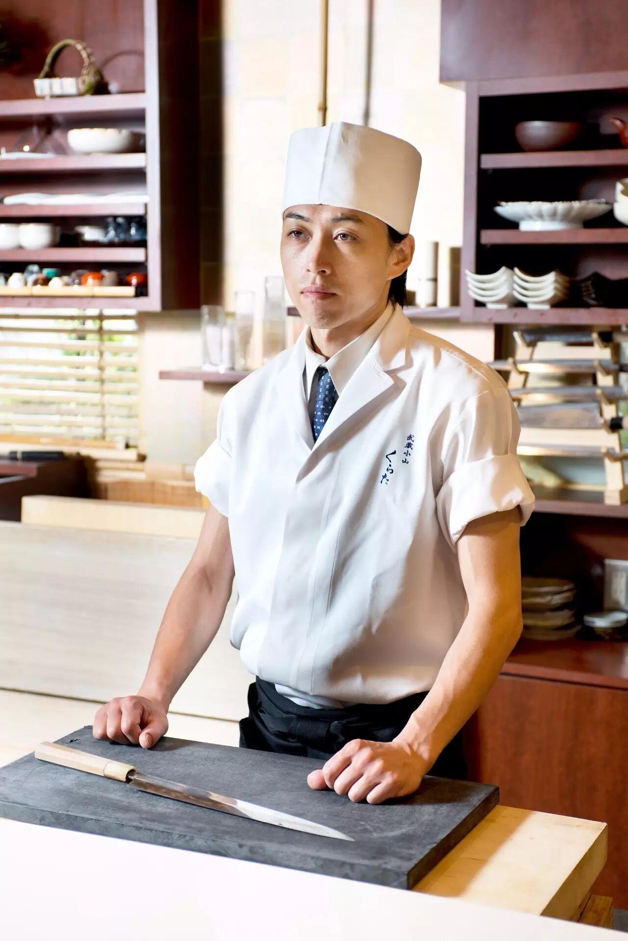 人很多,有的人甚至愿意专门飞往日本,只为了吃到一家好吃的米其林日料