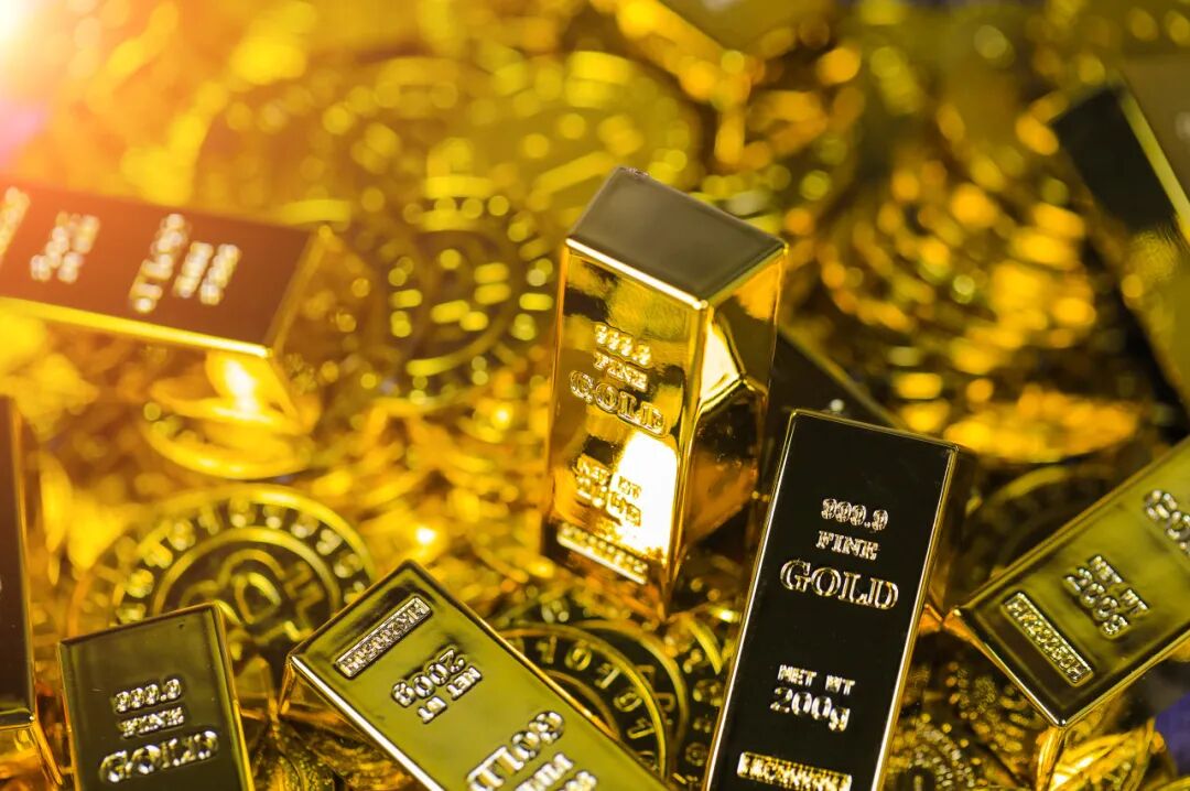 饰品金价逼近850元/克！春节北京菜百消费火热，小克重黄金受青睐