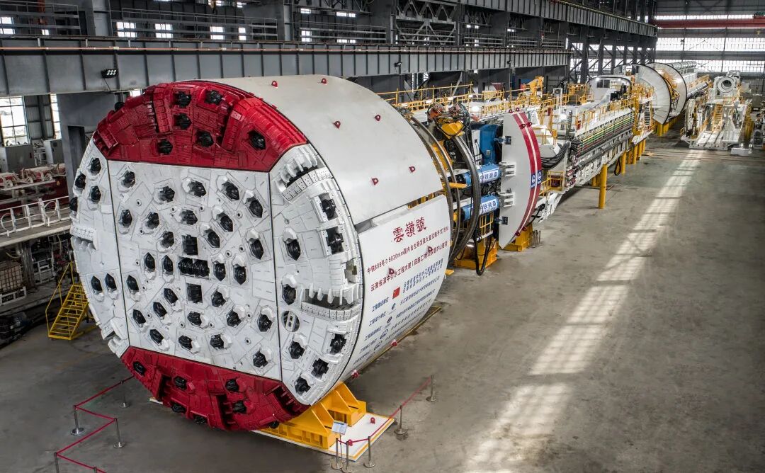 用心用情稳就业 千方百计保民生