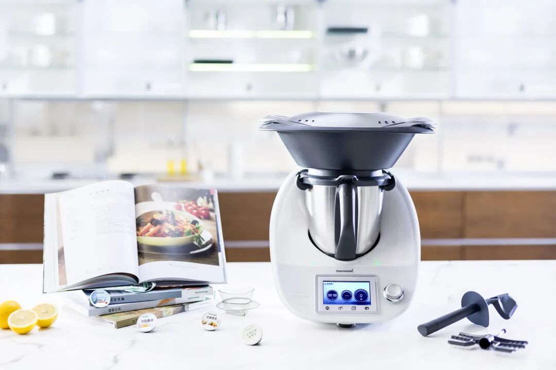 福维克致敬最美逆行天使