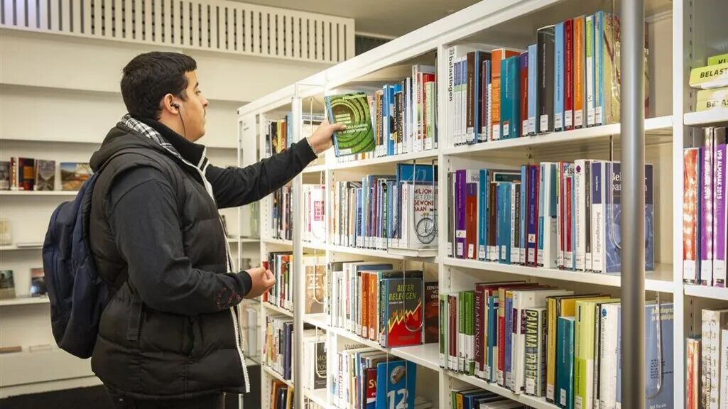 最新疫情 5月19日起荷兰可开放图书馆 但餐馆等保持关闭 荷兰最权威的中文新闻平台 荷兰一网 Hollandone Com 荷兰新闻