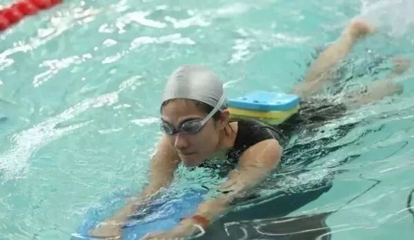 北京游泳教练培训