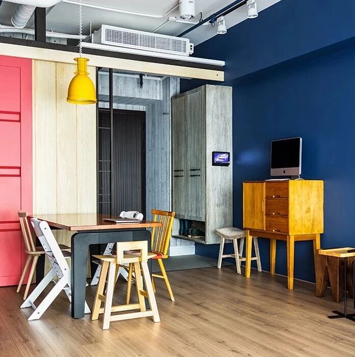 115.5 平撞 色工业混搭宅，沉静海蓝的率真维度！