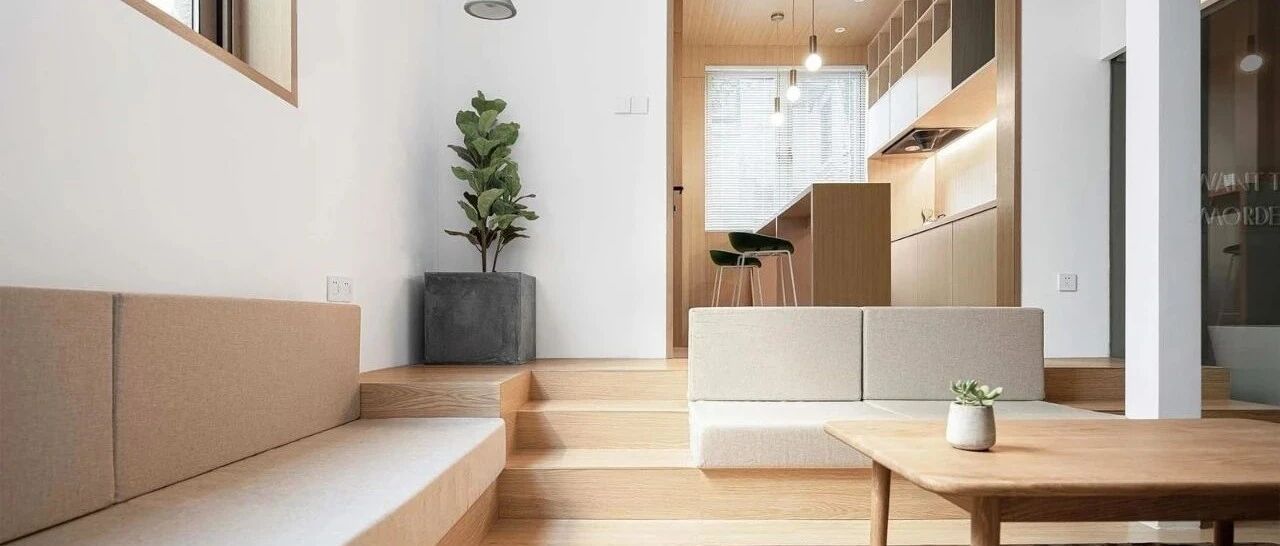 上海这间25㎡挑高阁楼小公寓，现代简约风装修，装出了小豪宅的感觉！