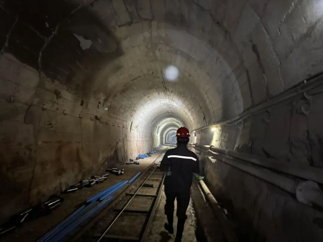 井下巷道 (3).jpg