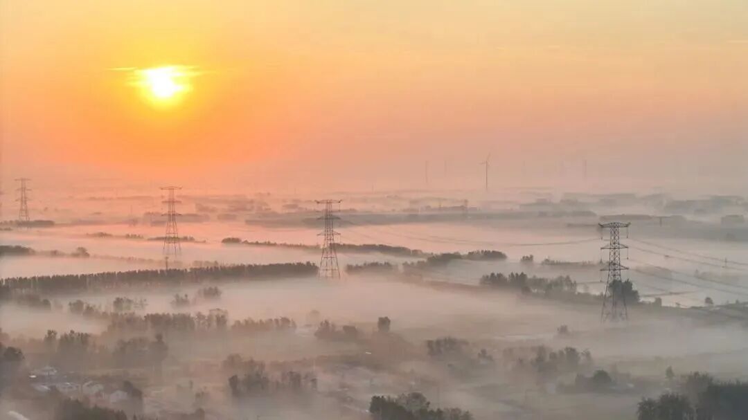 1000千伏淮上线金湖段日出美景（摄影梁德斌13813337879） (5).jpg