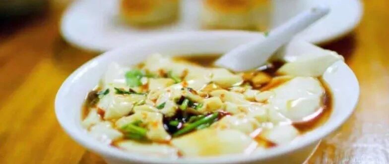 豆腐脑遇上油条，胜却人间无数美好 | 深夜电台