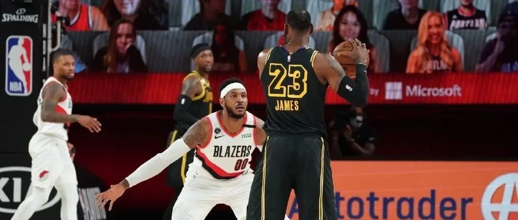 老詹JR名场面重现！“最强毒奶”遭湖人打脸后改口，球迷：我湖危矣