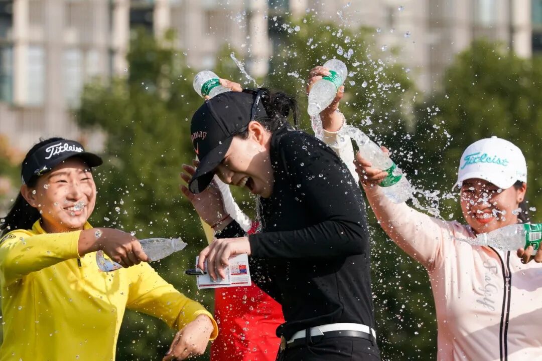 她力量 梦击扬 倍视能高尔夫携手女子中巡推动女子高尔夫运动发展